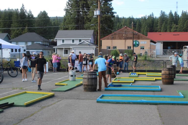 CleElum_MiniGolf_2